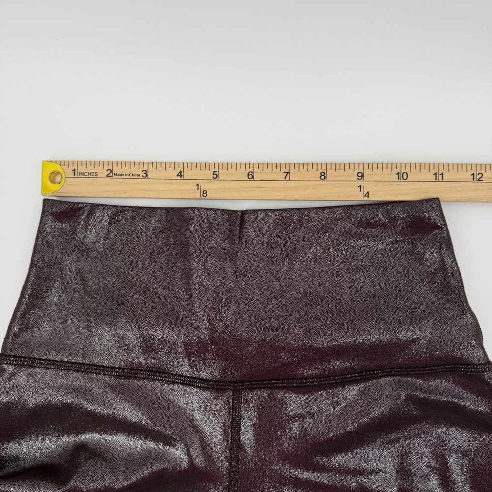 Lululemon Align High Rise Metallic Foil Shine Leggings Burgundy Cropped Size 6 - Picture 4 of 8